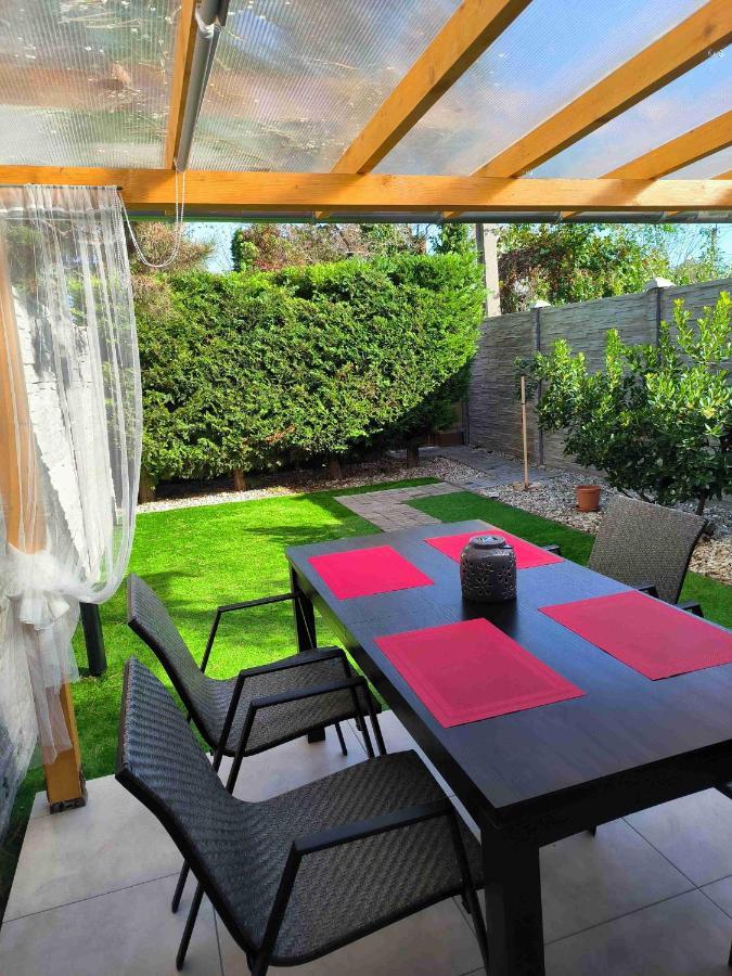 Apartmán Baky House Balatonlelle Exteriér fotografie
